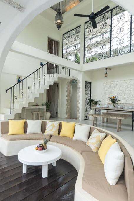 Villa Tyche - Luxury In Near Seminyak (Bali)