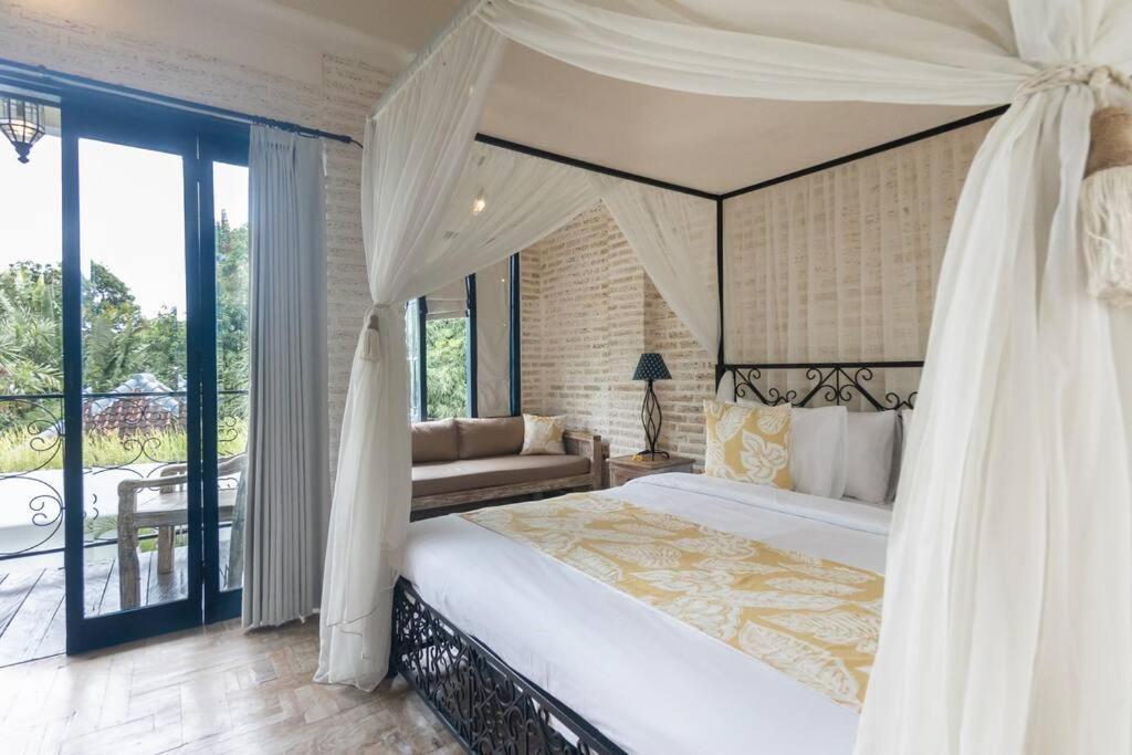 Villa Tyche - Luxury In Near