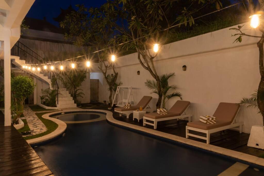 Tyche - Luxury In Near Villa *